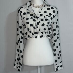 Boohoo Geo Print Cropped Button Up Blouse Black White US 8